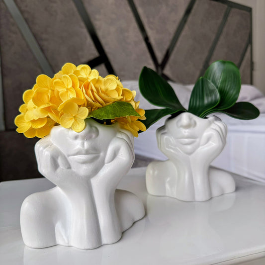 SET DECORATIVO NIVA (2 Materas + Planta artificial + flor amarilla)